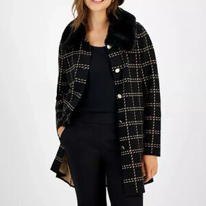 ANNE KLEIN Faux Fur Detachable Collar Plaid Knit Coat, Womens size Small